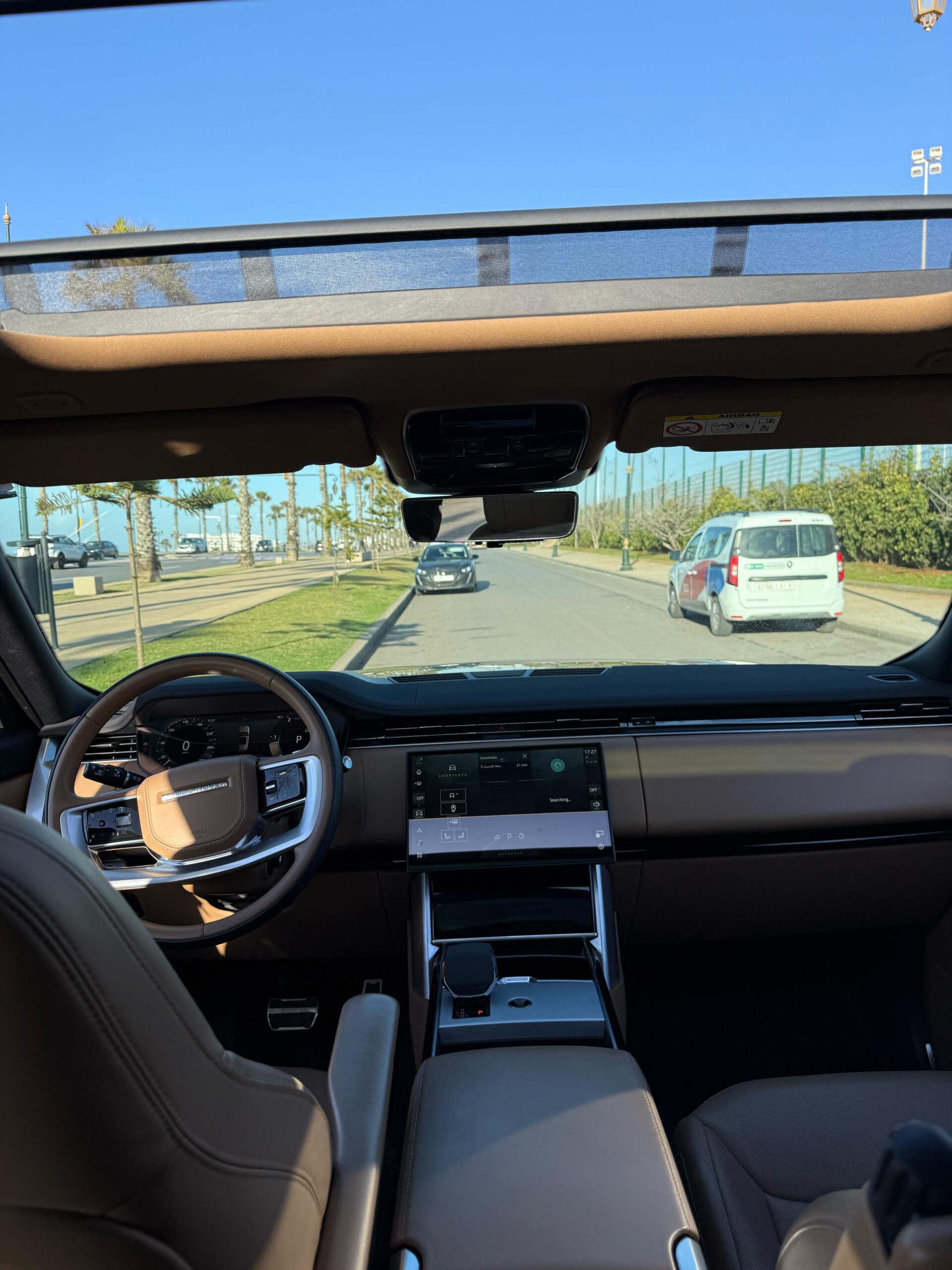 
								Range Rover Vogue full									