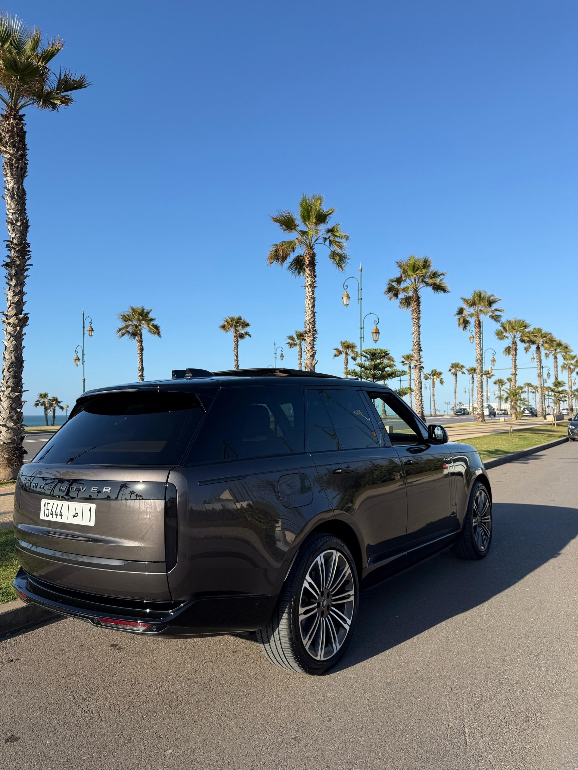 
								Range Rover Vogue full									