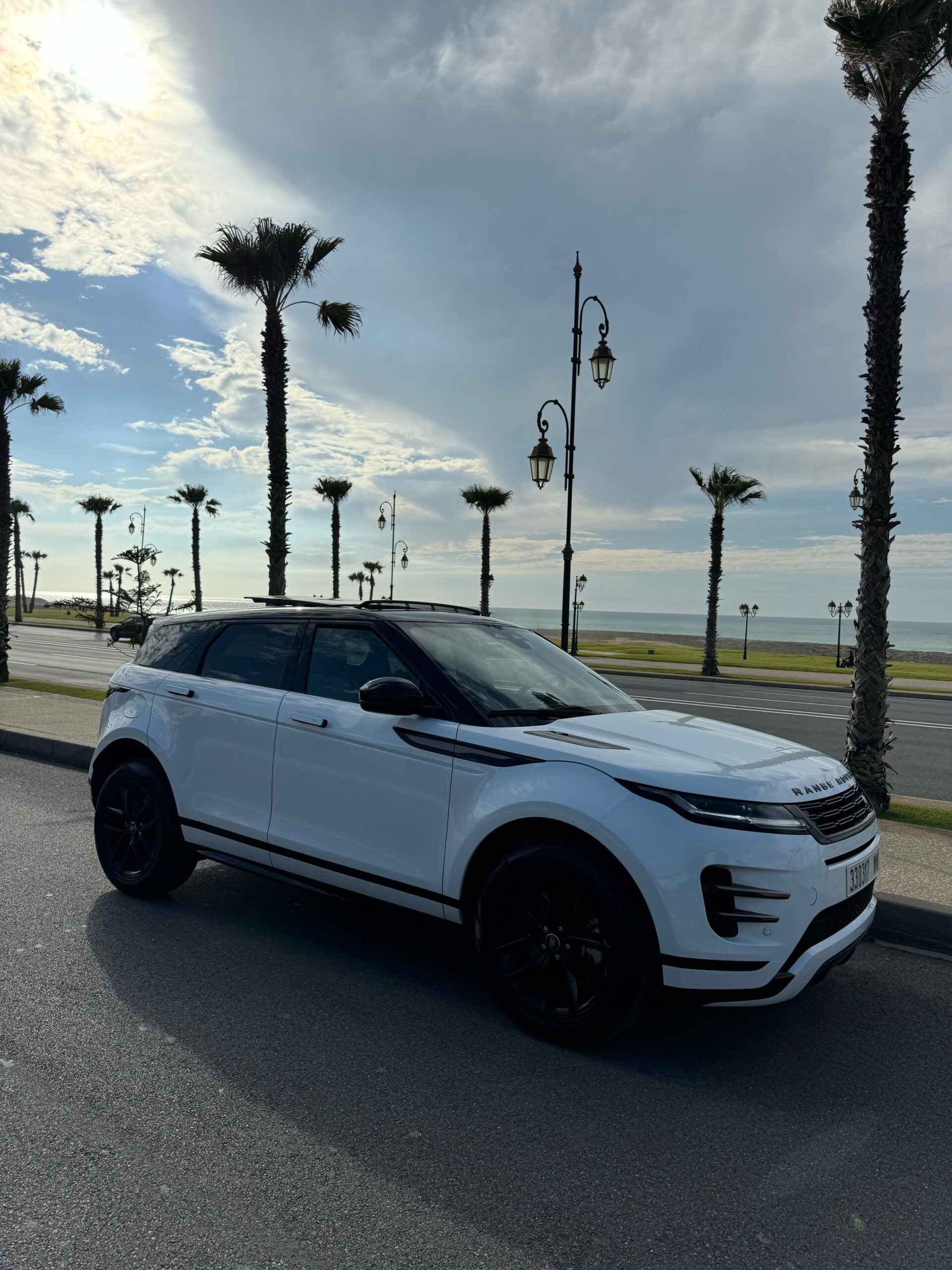
								Range Rover Evoque full									
