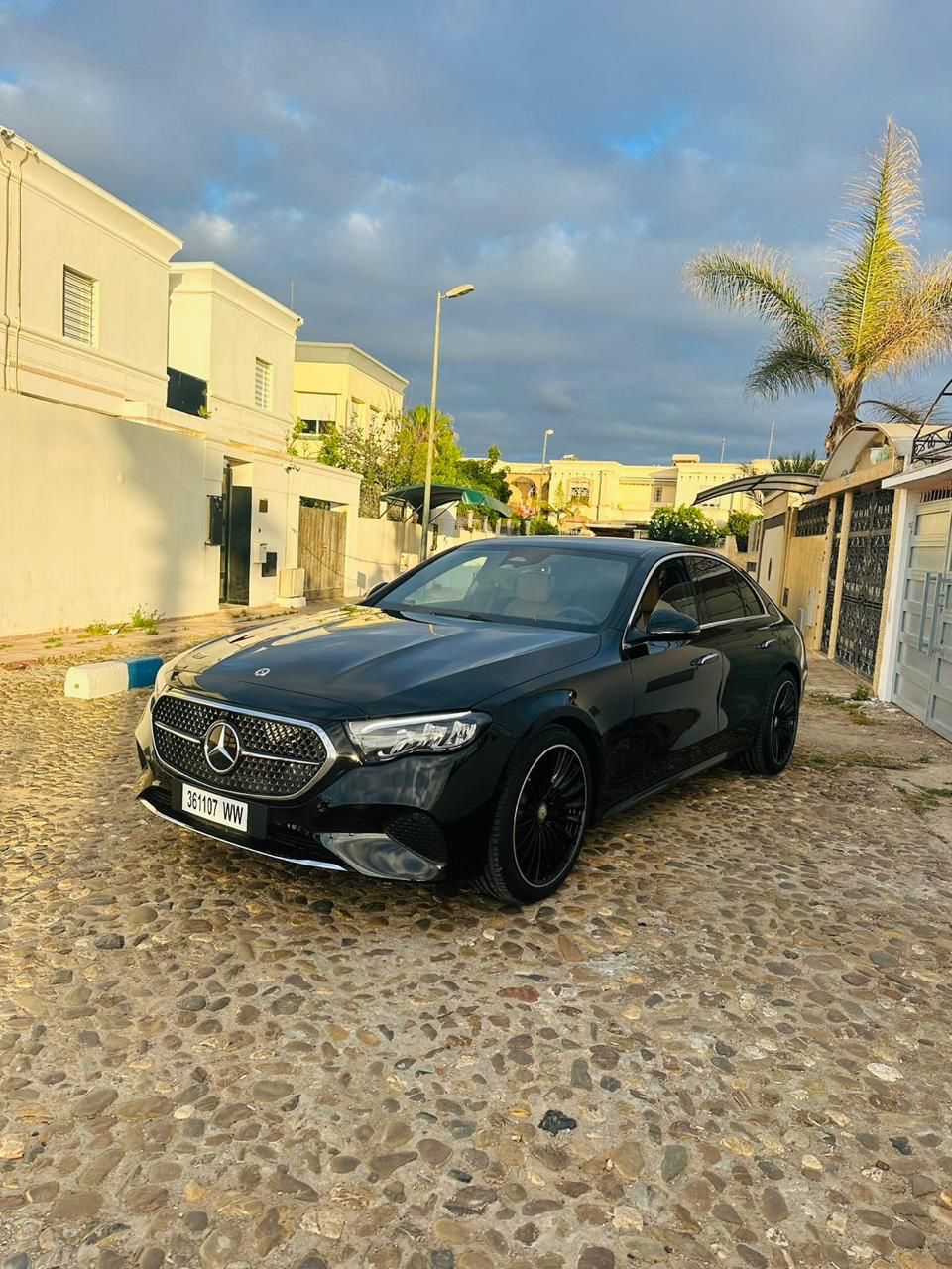 
								Mercedes Classe E 220 full									