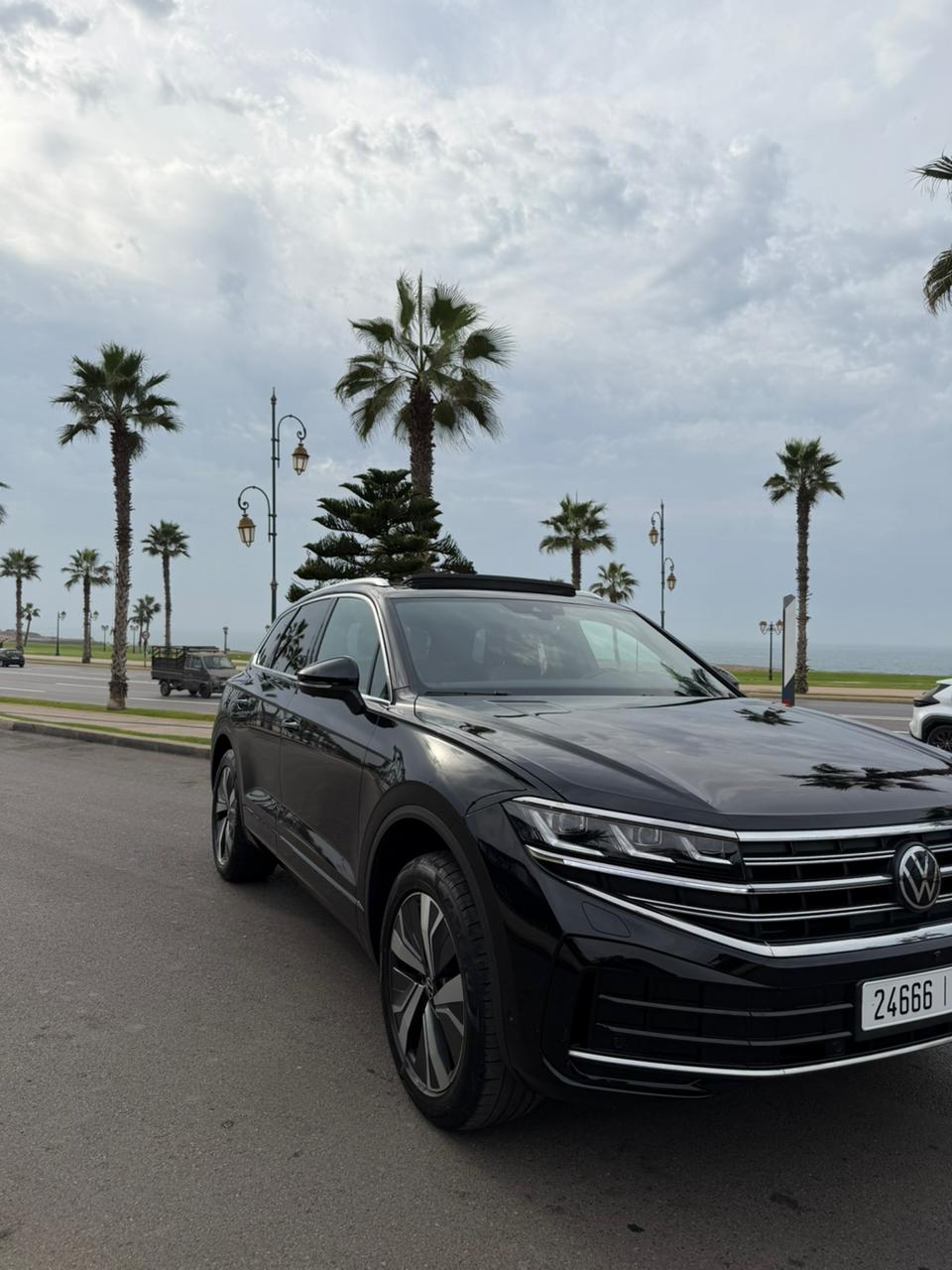 
								Volkswagen Touareg full									