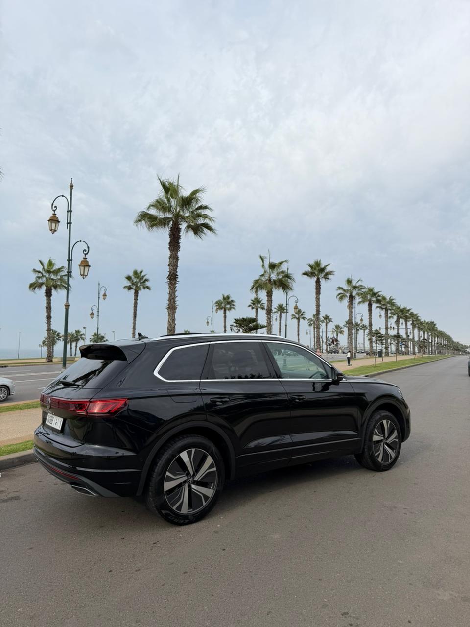 
								Volkswagen Touareg full									